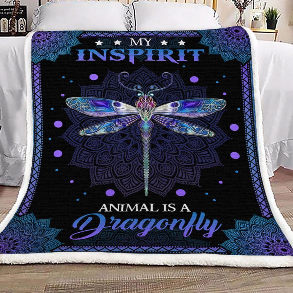 My Inspirit Animal Is A Dragonfly Sherpa Fleece Blanket