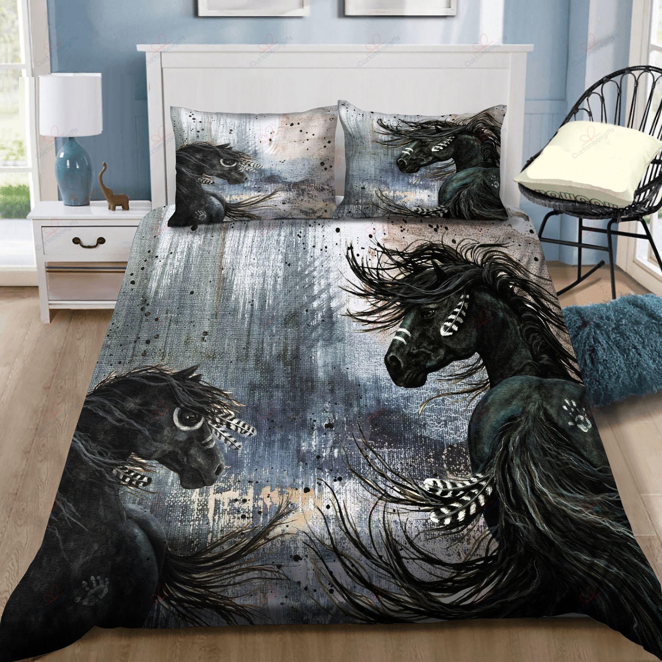 Native Horse Painting Bedding Set