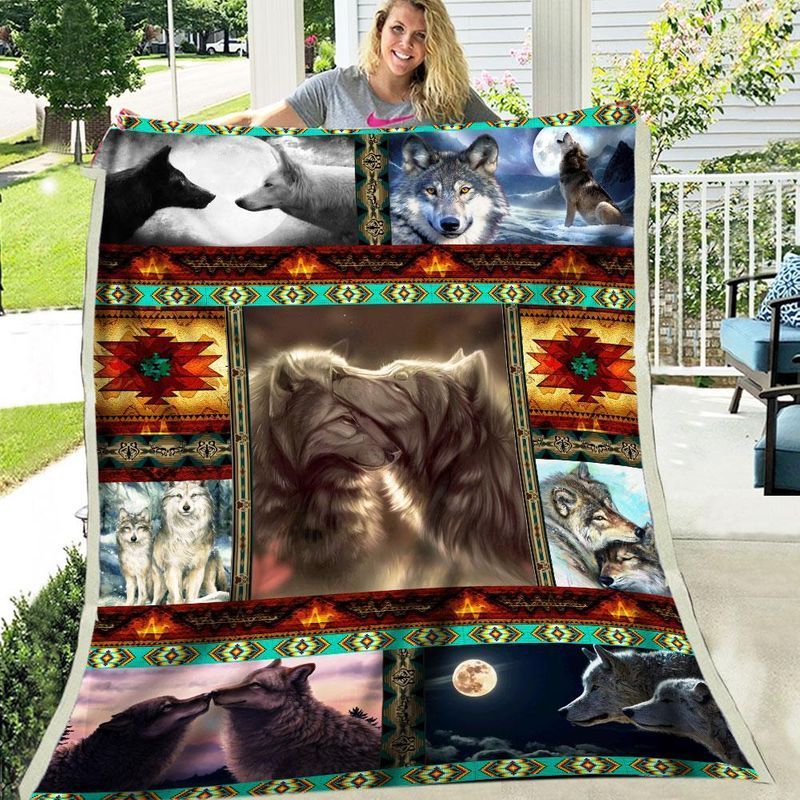 Native Pattern Wolves Sherpa Fleece Blanket