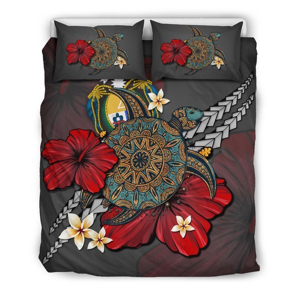 Nauru Gray Turtle Tribal Bedding Set