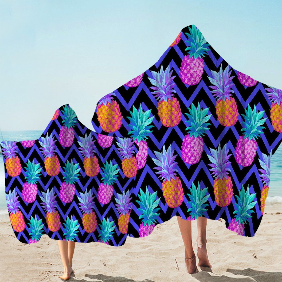 Negative Color Pineapples Ziczag Printed Hooded Towel