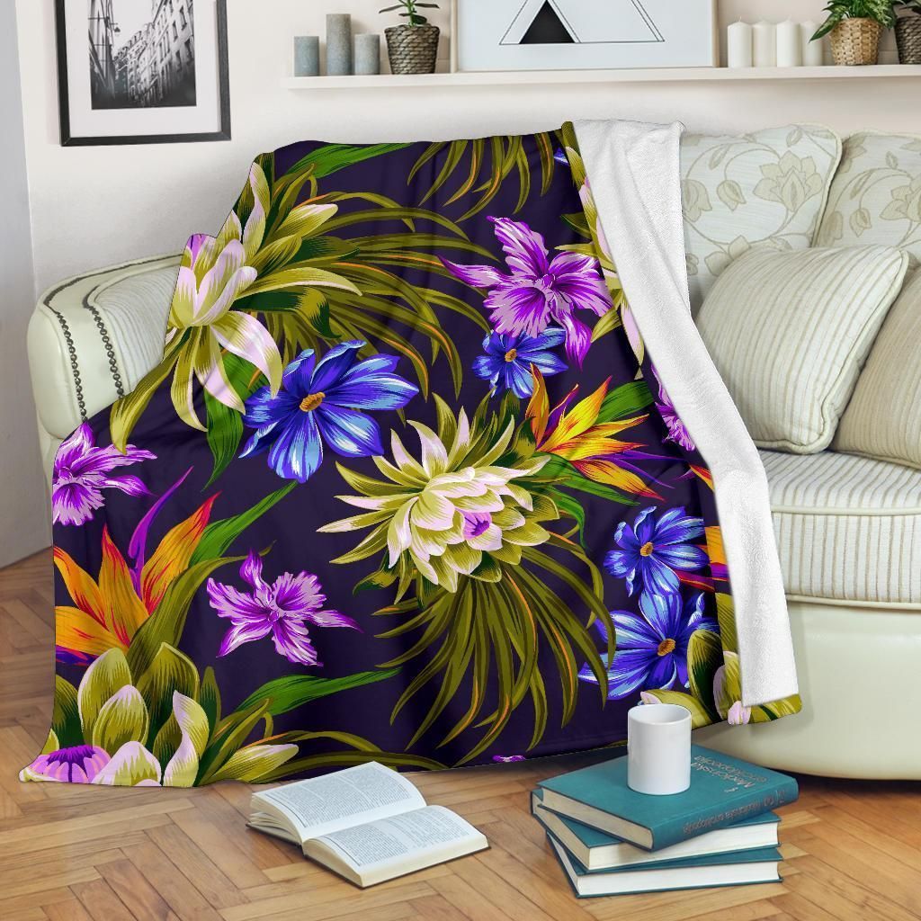 Neon Water Lily Pattern Print Design Fleece Blanket