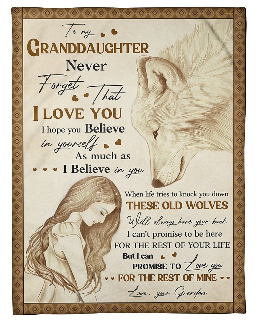 Never Forget That I Love You Wolf Girl Grandma To Granddaughter Fleece Blanket