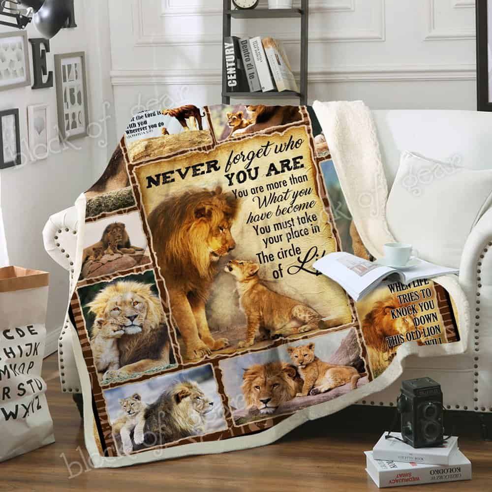 Never Forget Who You Are Lion Fleece Blanket