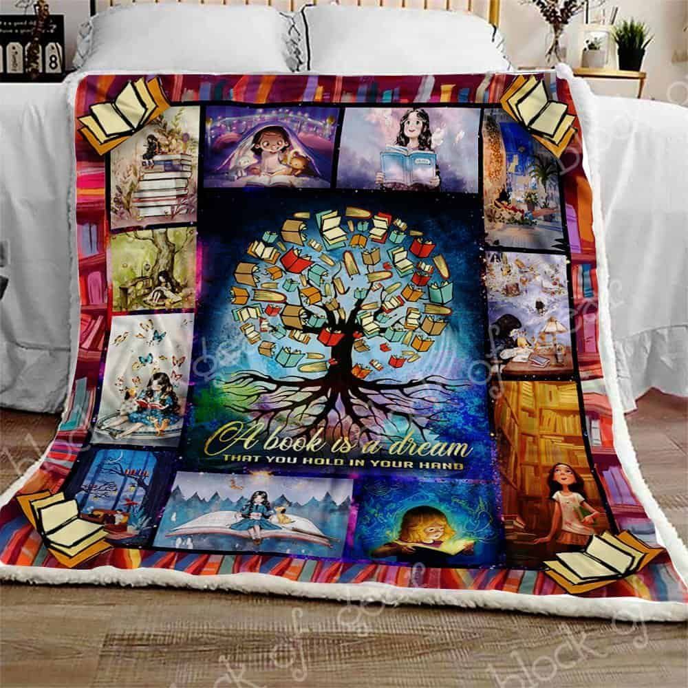 Never Stop Reading Book Fleece Blanket