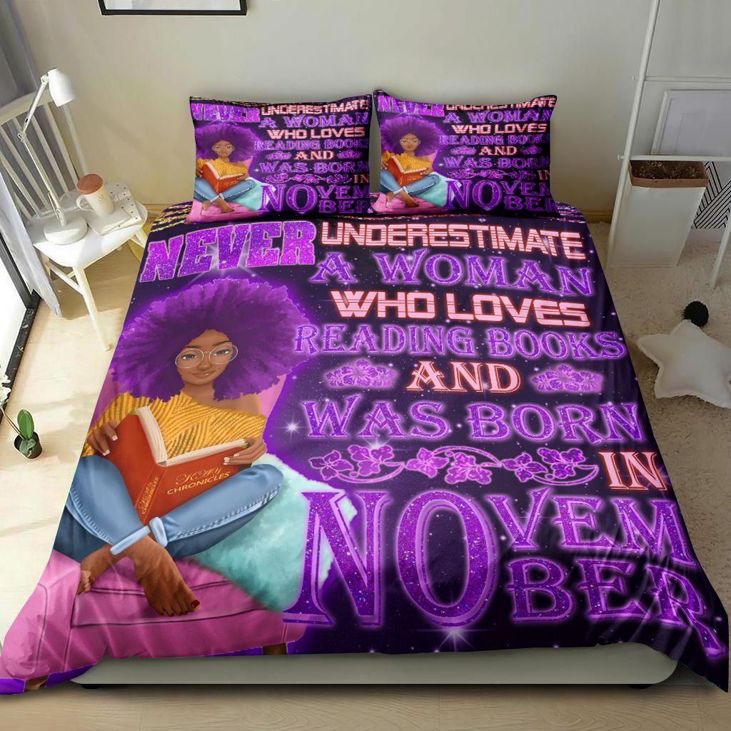 Never Underestimate A Woman Who Loves Reading Books Bedding Set