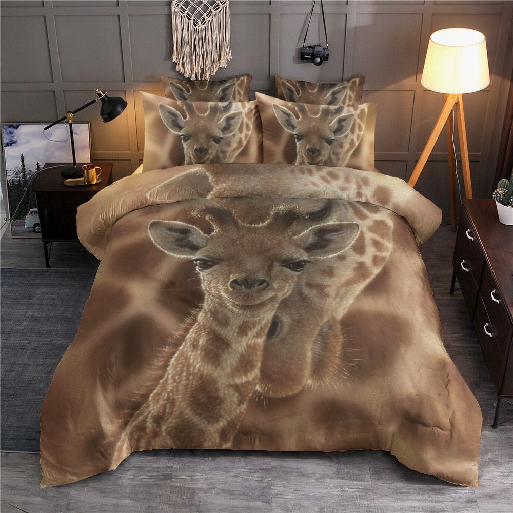 Newborn Giraffe Bedding Set