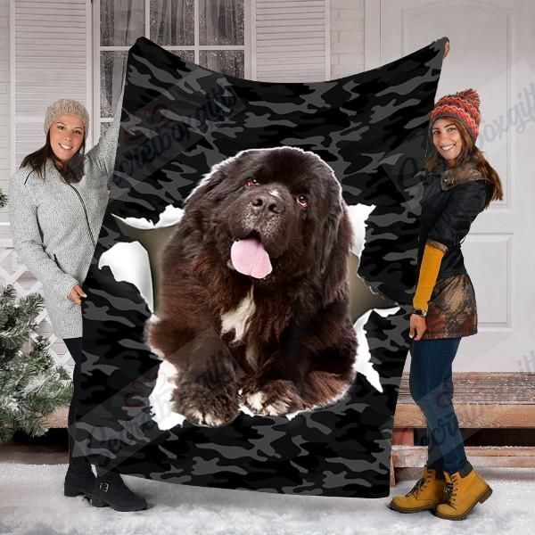 Newfoundland Dog Fleece Blanket