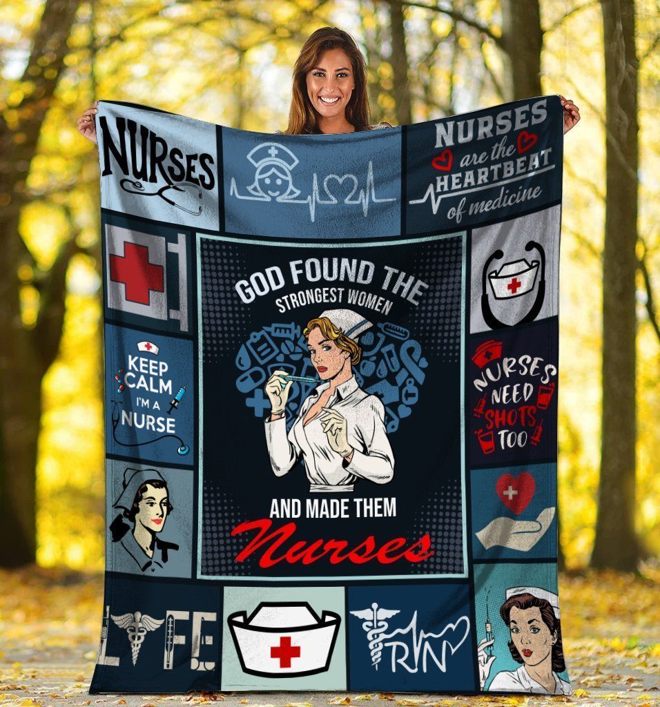 Nurse God Found The Strongest Woman Fleece Blanket