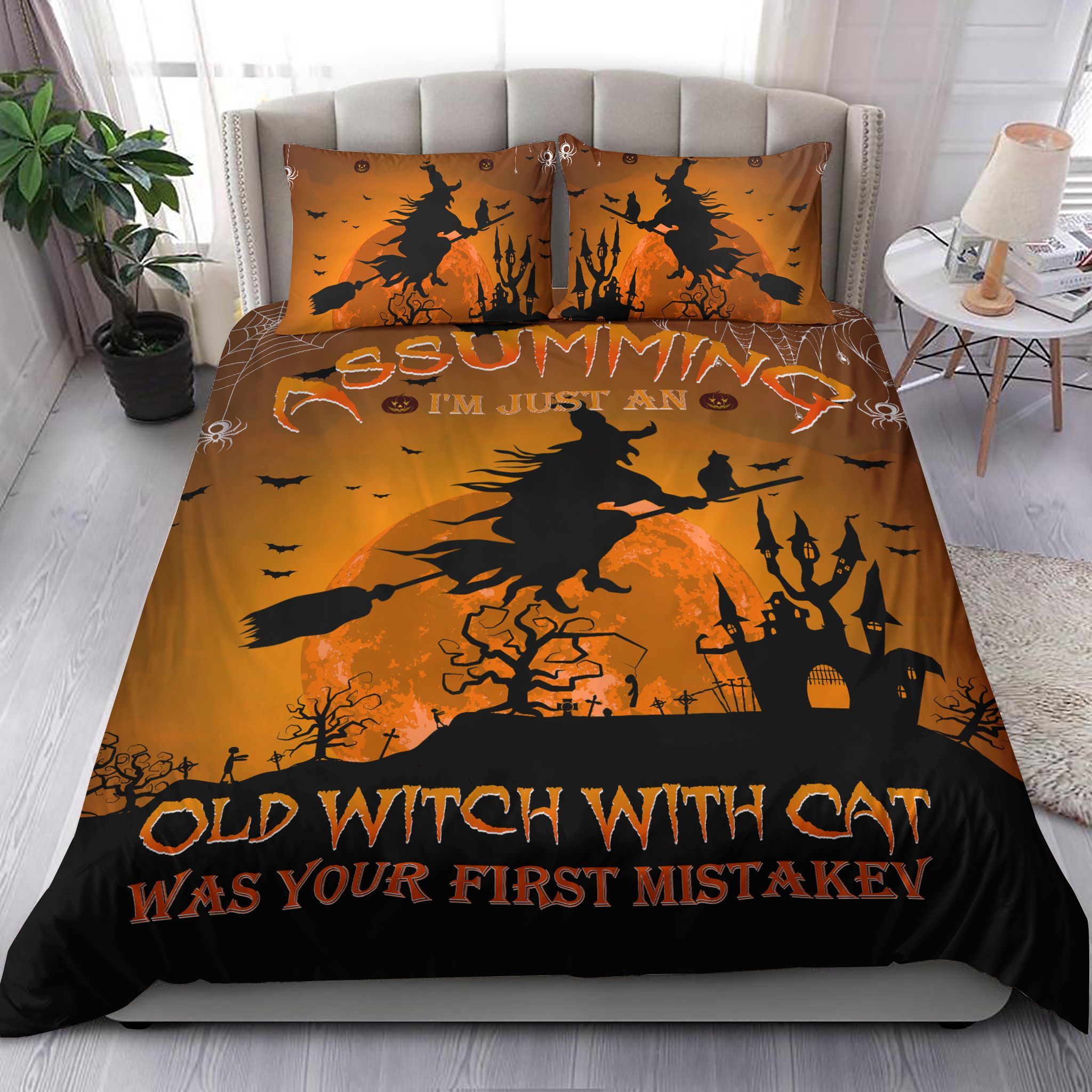 Old Witch With Cat Bedding Set