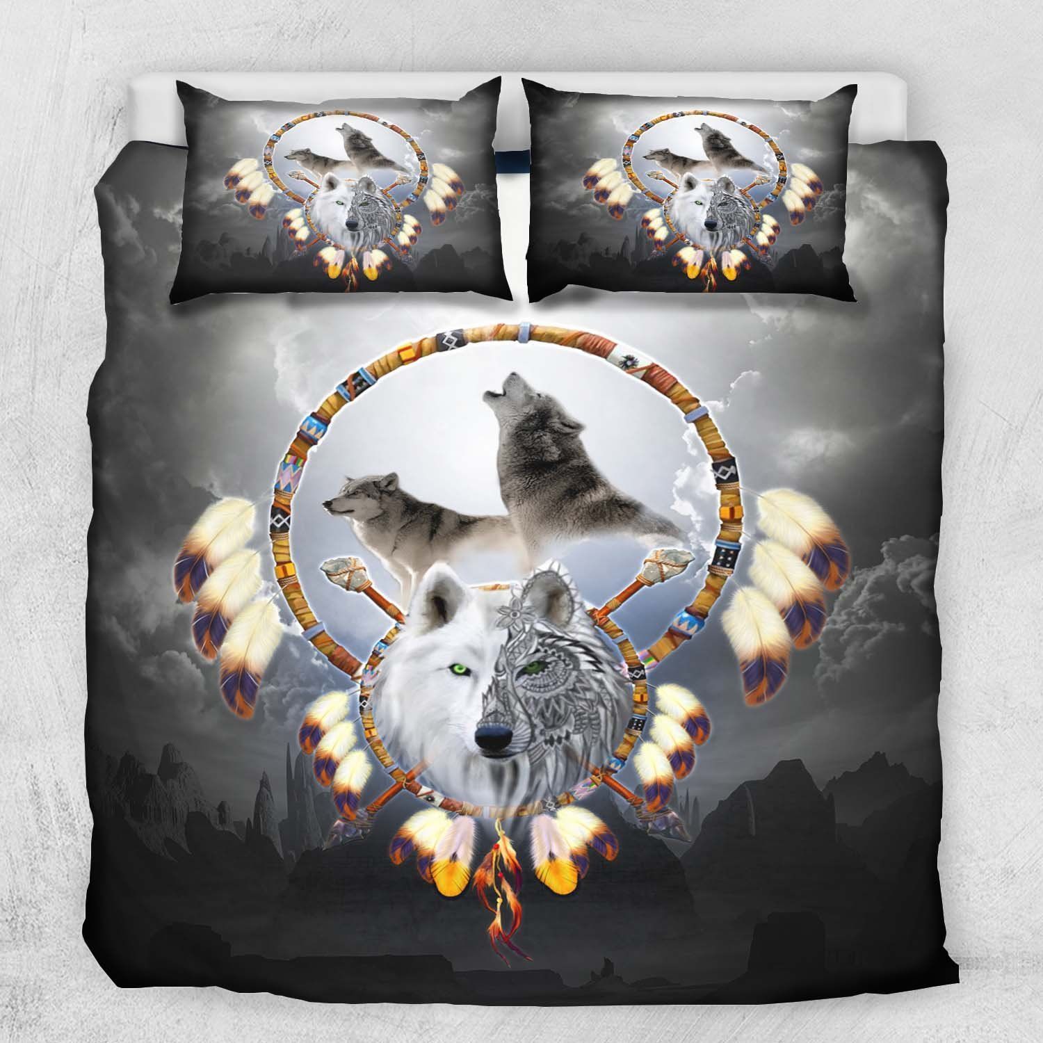 Omega Wolf Bedding Set