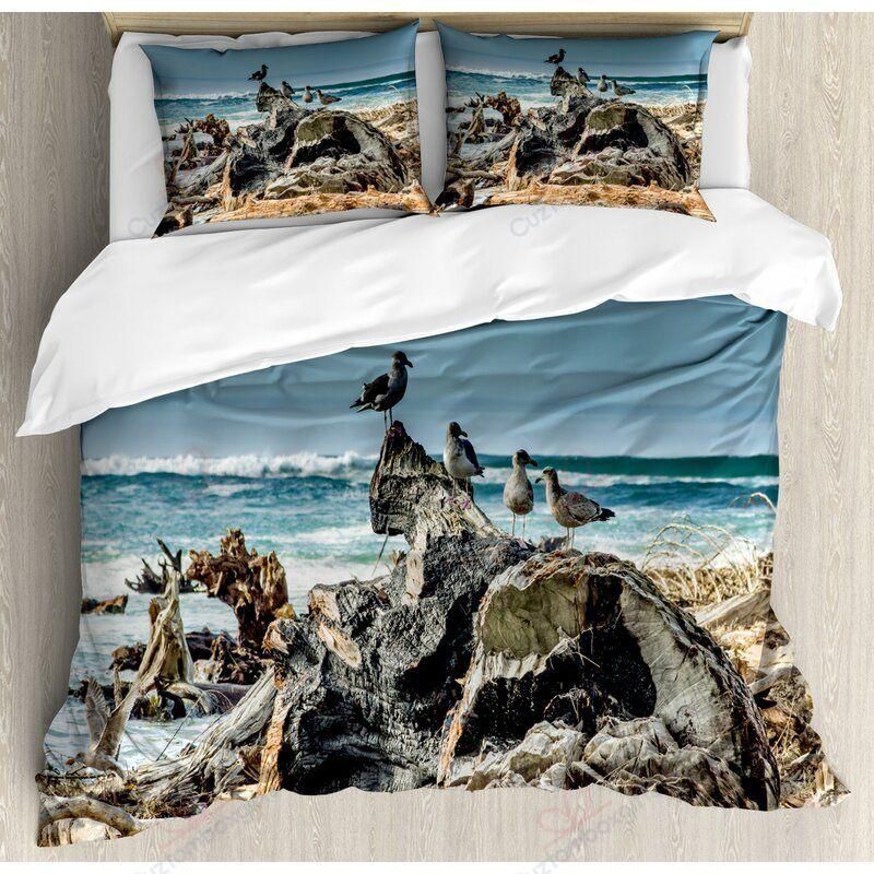 On The Shoreline Printed Bedding Set