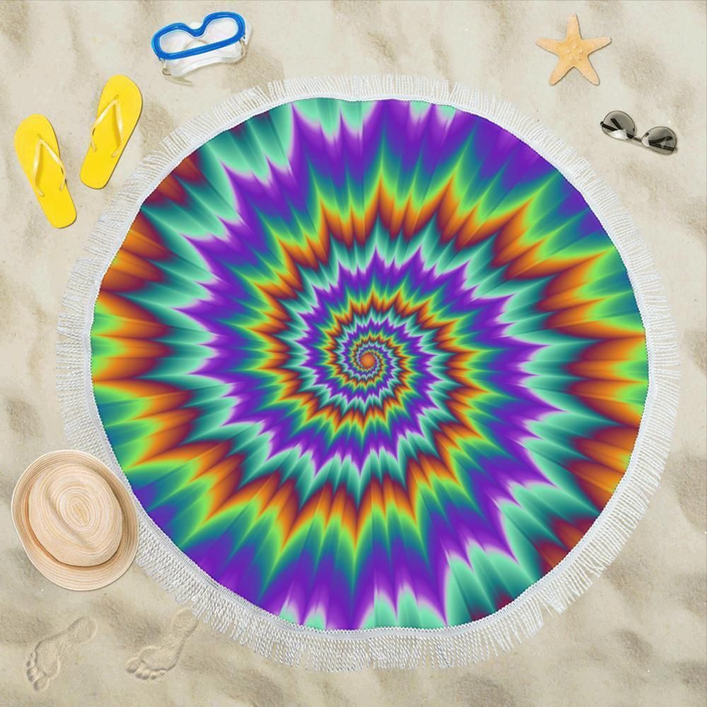 Optical Illusion Pulsing Fiery Spirals Round Beach Towel
