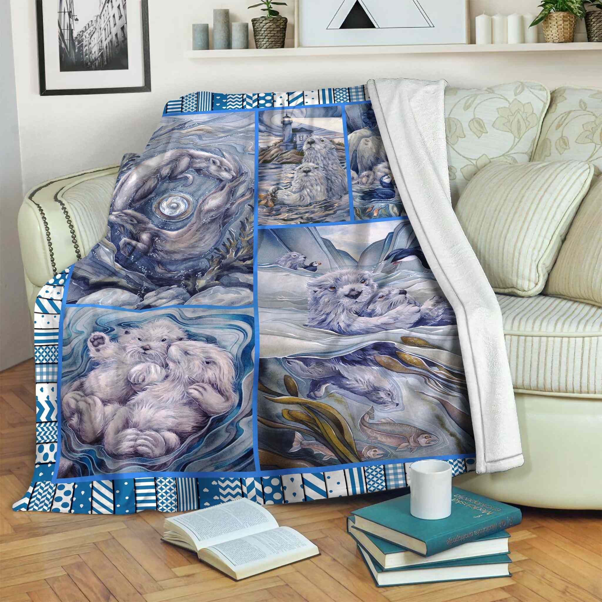 Otter Sherpa Fleece Blanket