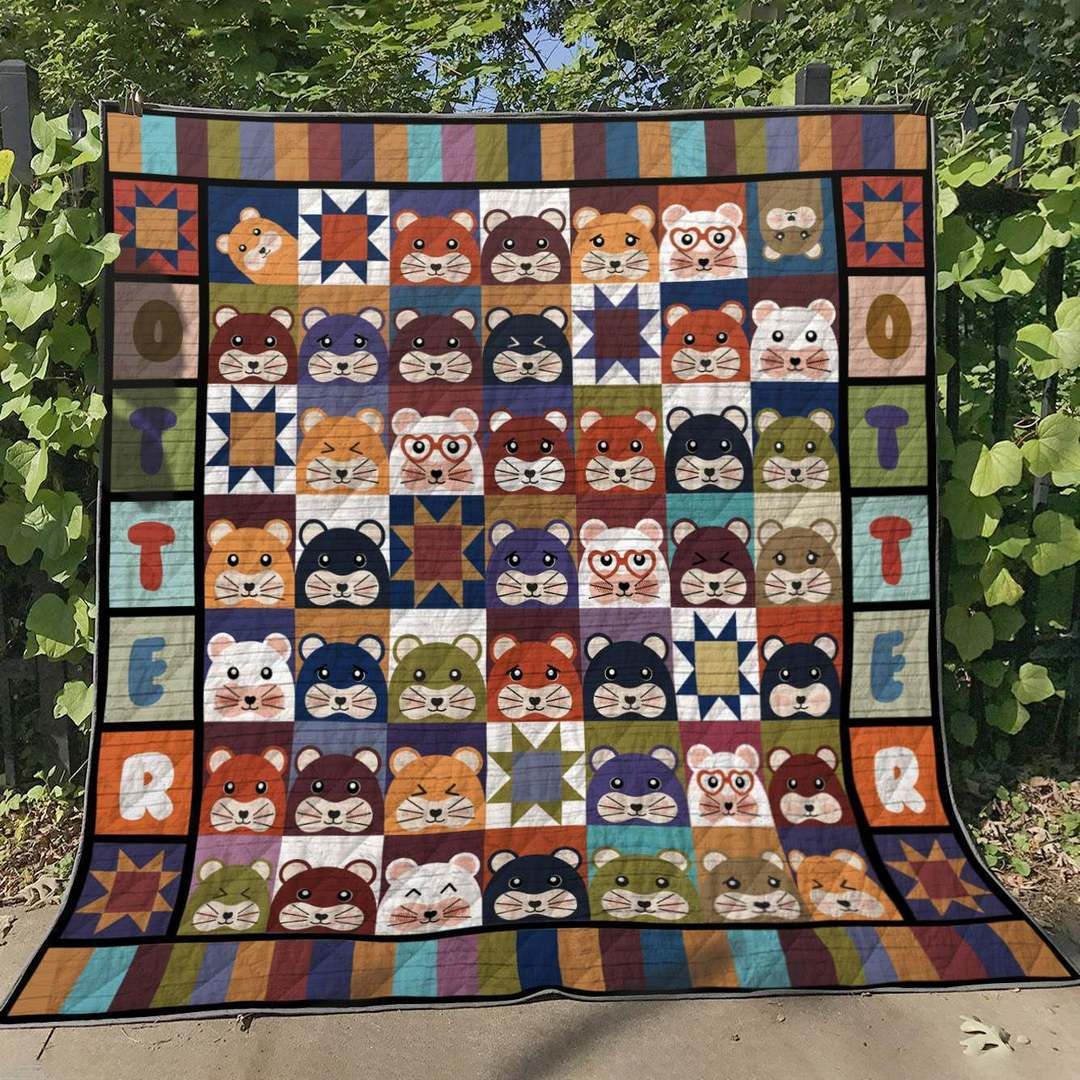 Otter HM280522 Quilt Blanket
