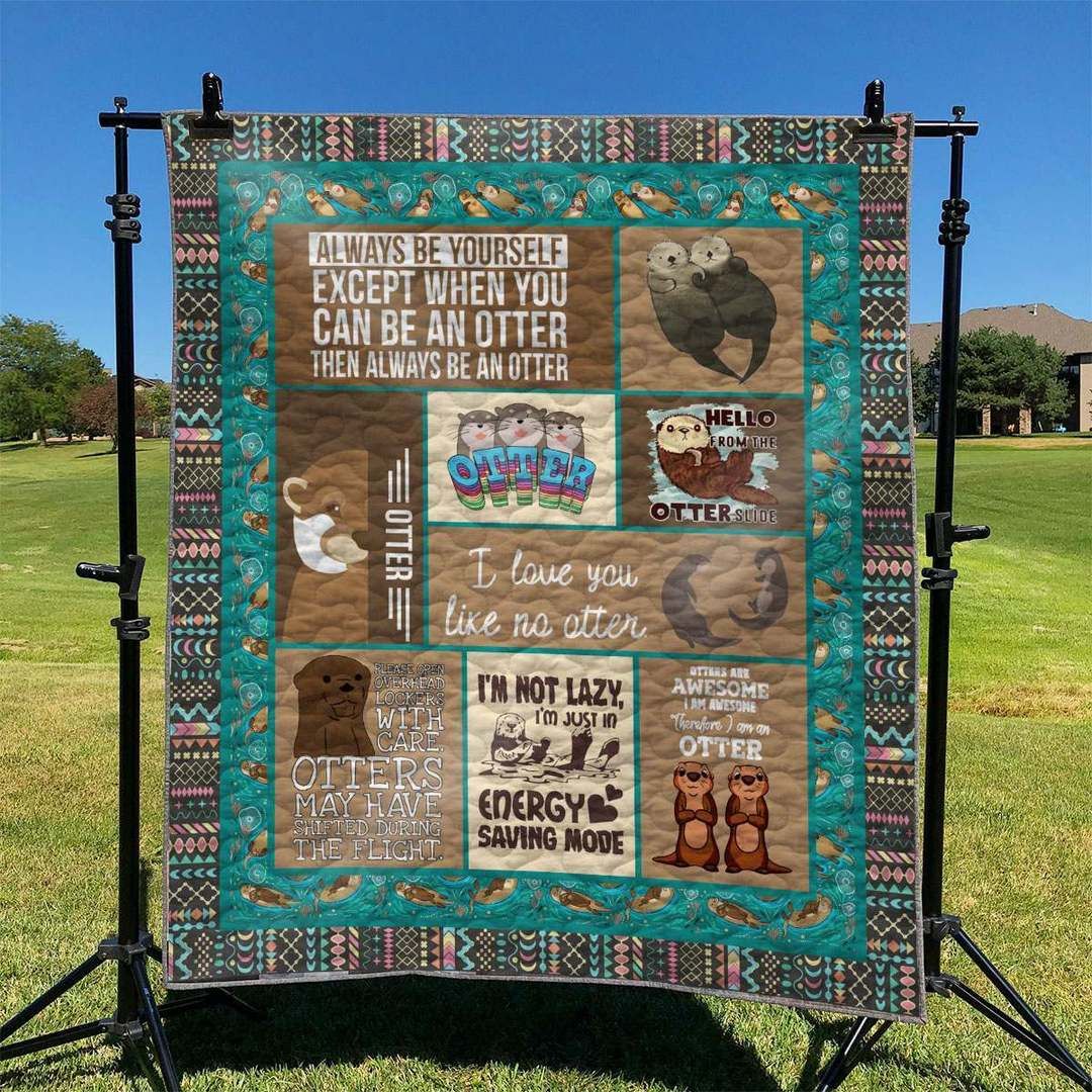 Otter TD2809685 Quilt Blanket