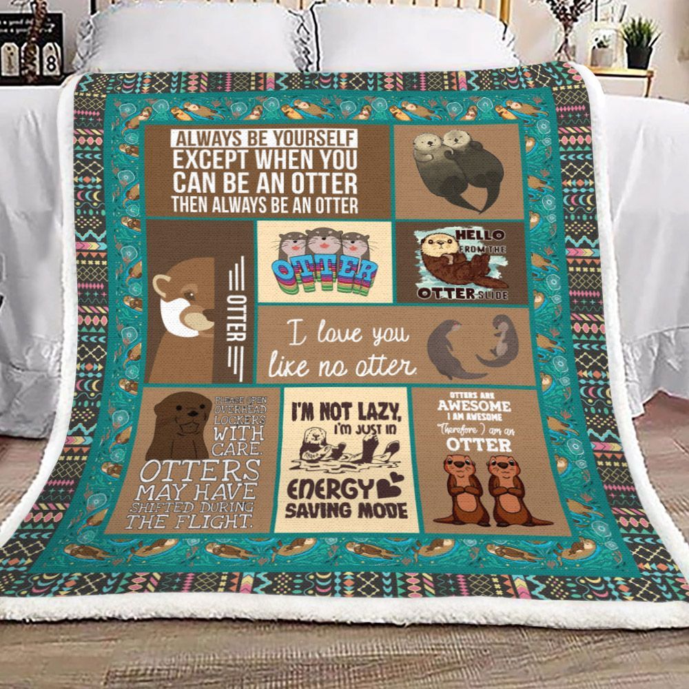 Otter Sherpa Fleece Blanket
