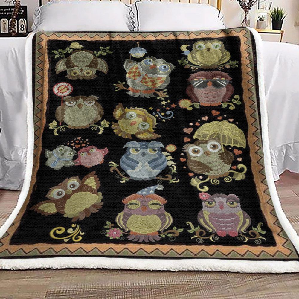 Owl Sherpa Fleece Blanket