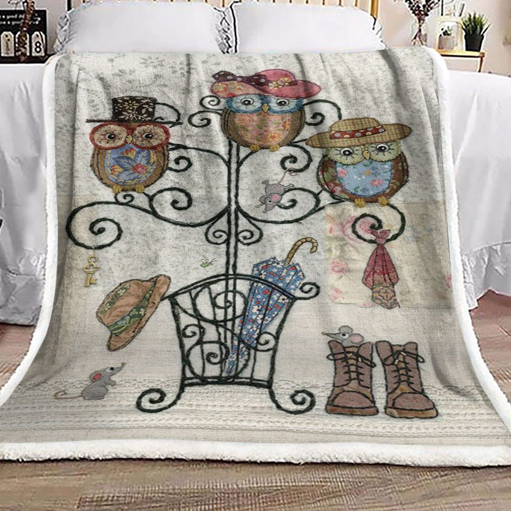 Owl Sherpa Fleece Blanket