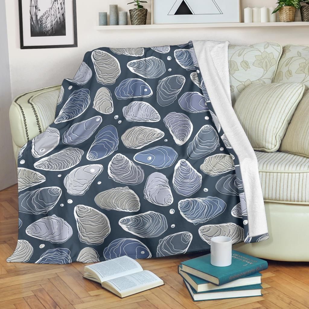 Oyster Pattern Sherpa Fleece Blanket