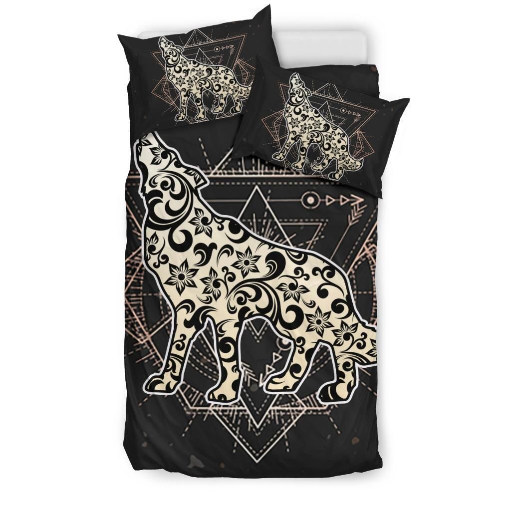 Paisley Howling Wolf Bedding Set