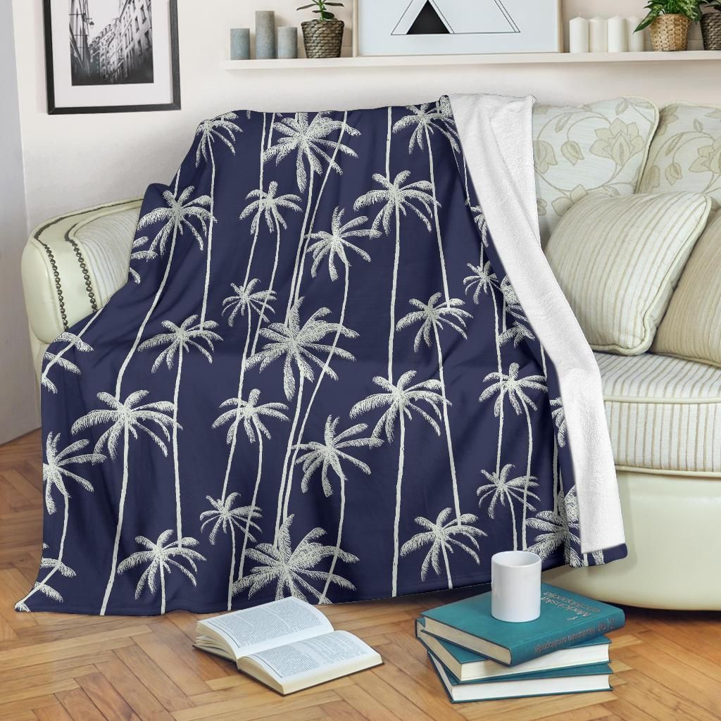 Palm Tree Pattern Print Design White And Black Fleece Blanket
