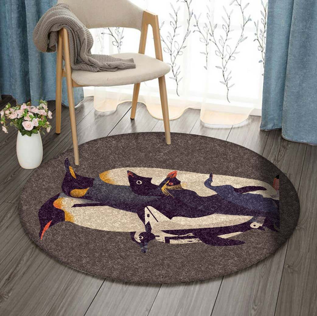 Penguin Round Carpet