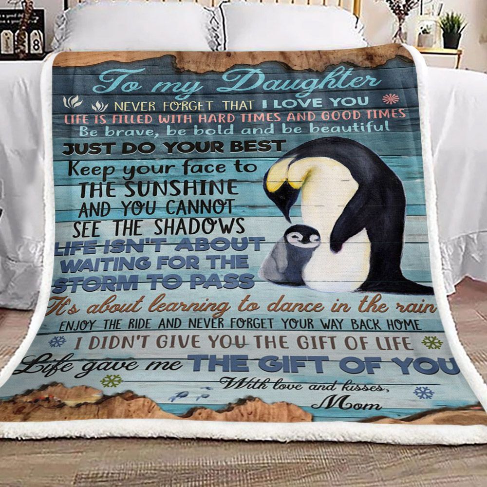 Penguin Family To My Daughter Kisses Mom Sherpa Fleece Blanket