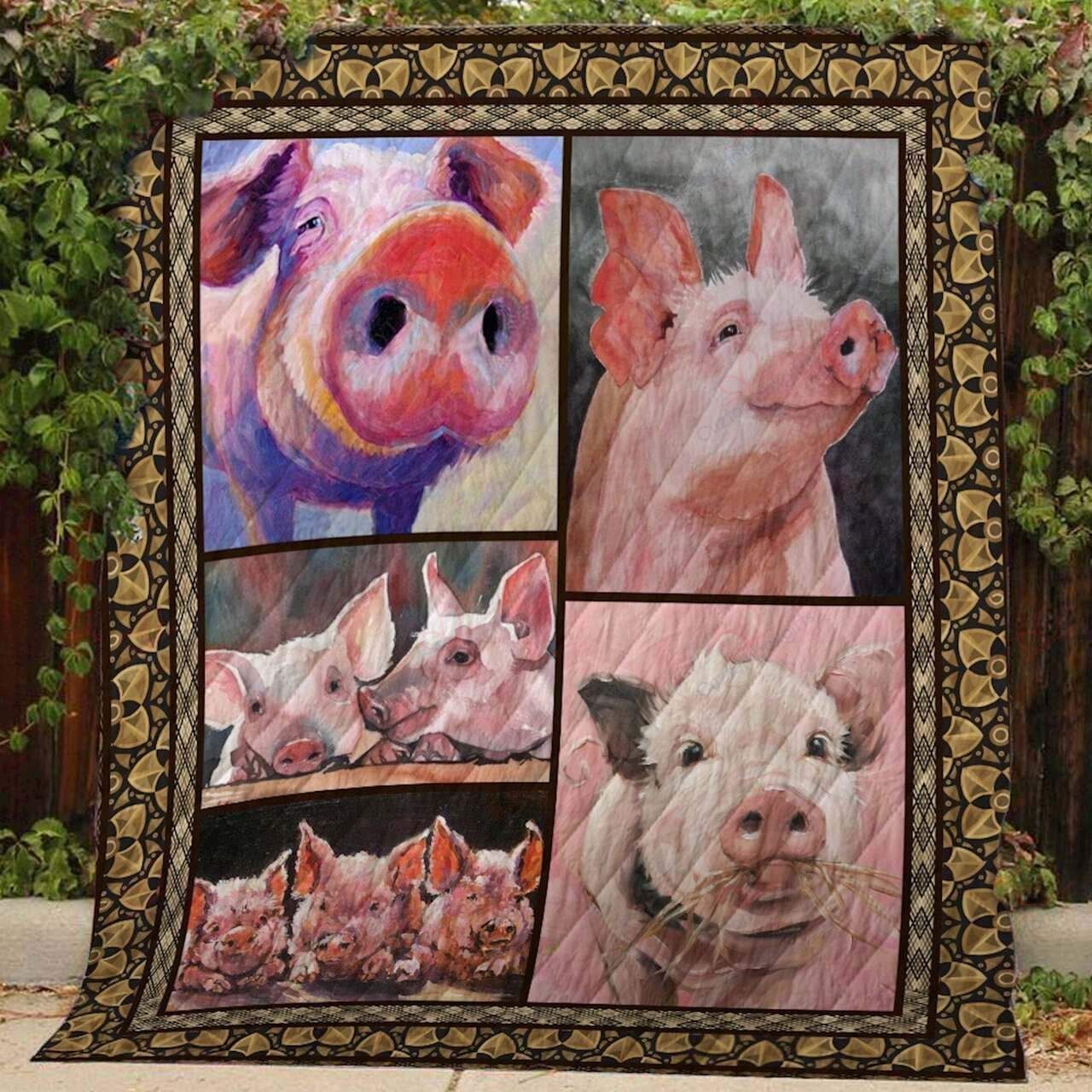 Pig DT2909169CL Quilt Blanket