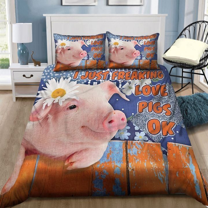Pig Farmer Bedding Set