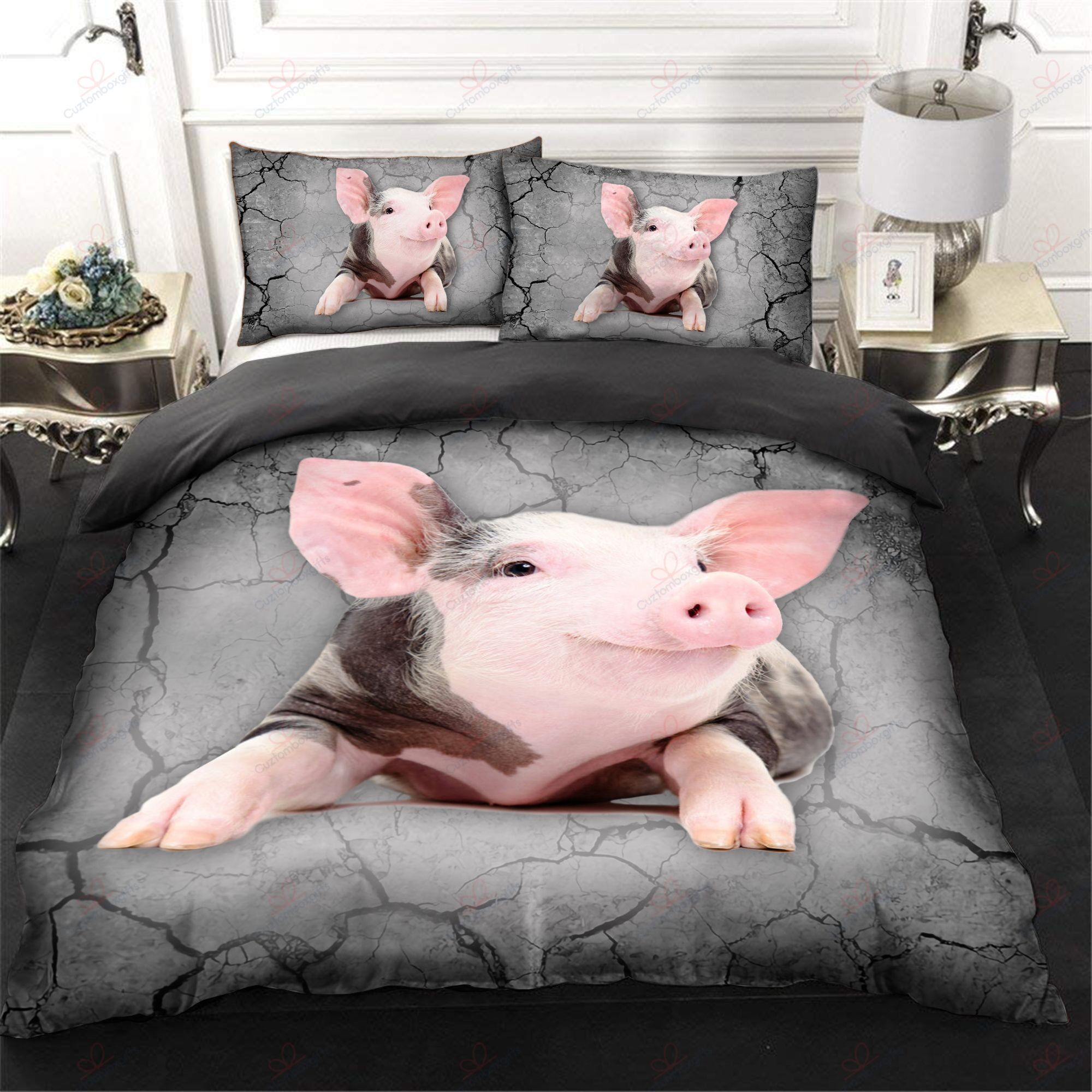 Pig Justice Bedding Set