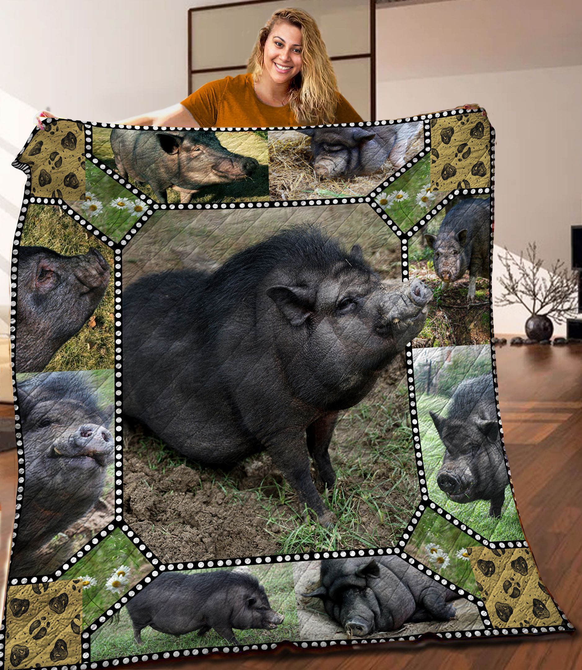 Pig Quilt Blanket C9B050327TY