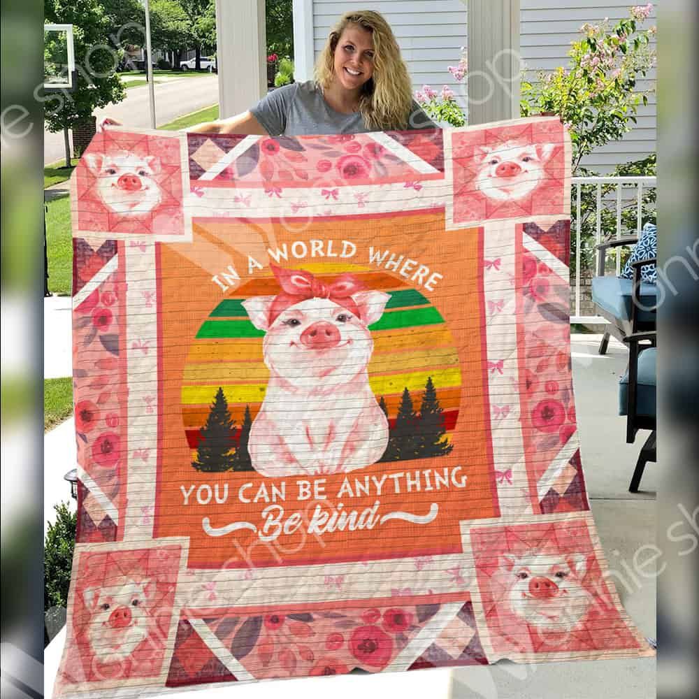 Pig Quilt Blanket DHC0502938TD