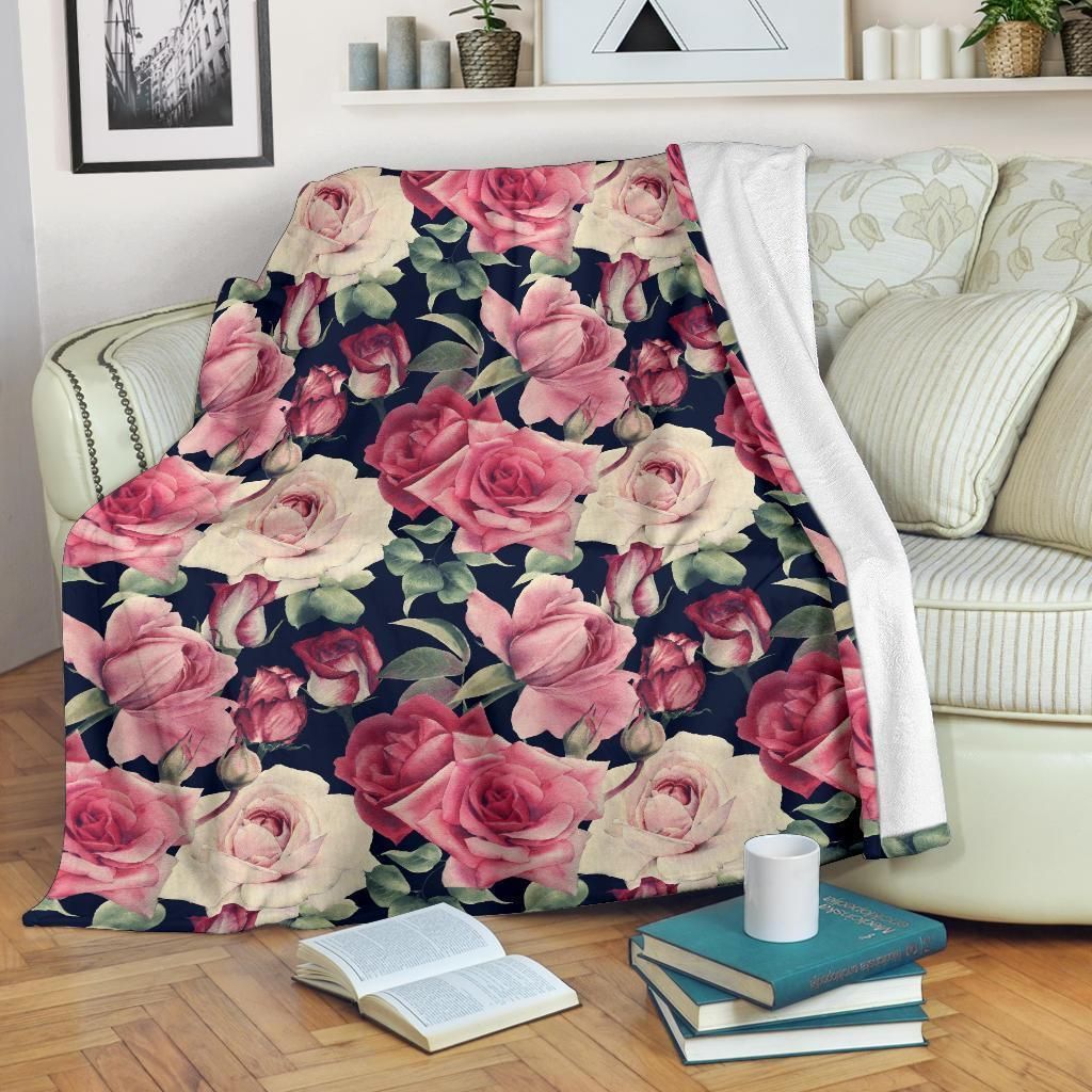 Pink Rose Pattern Print Design Soft Fleece Blanket