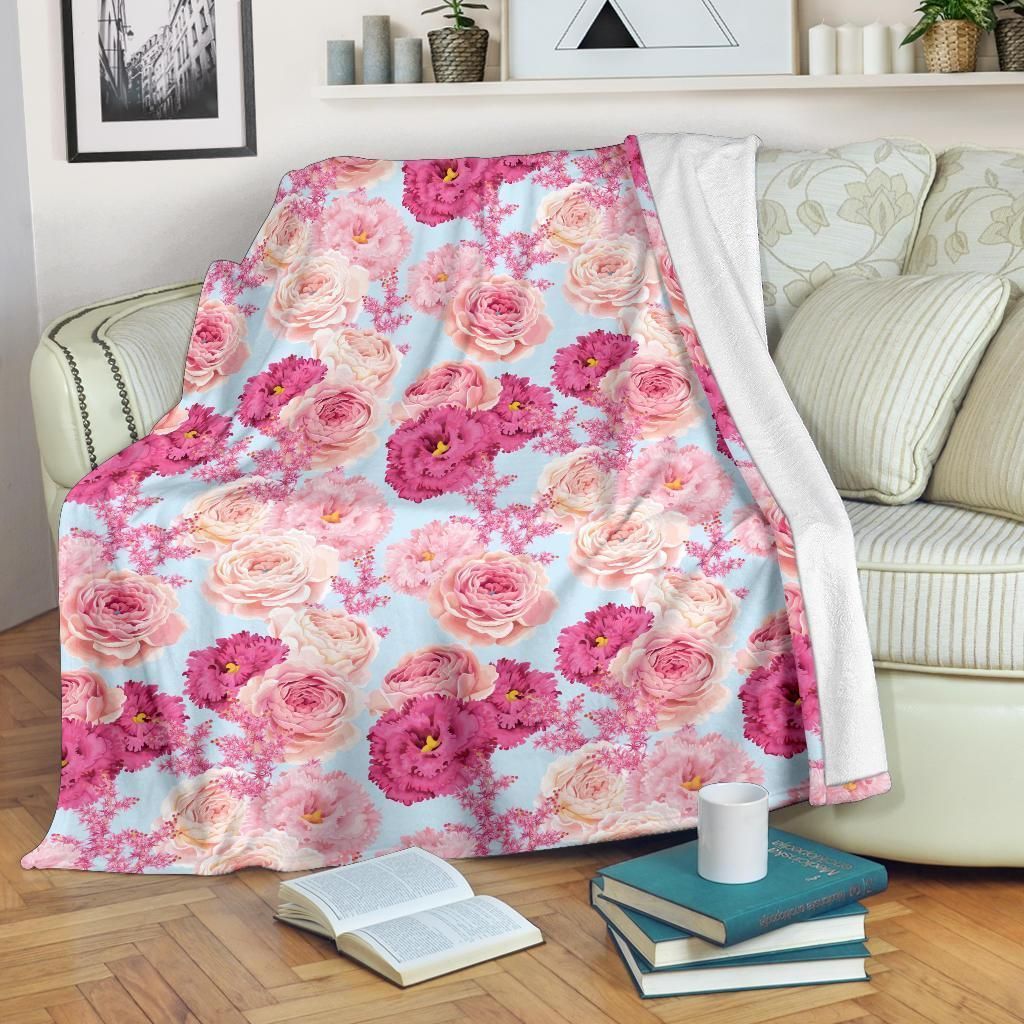 Pink Vintage Lisianthus Pattern Print Design Fleece Blanket