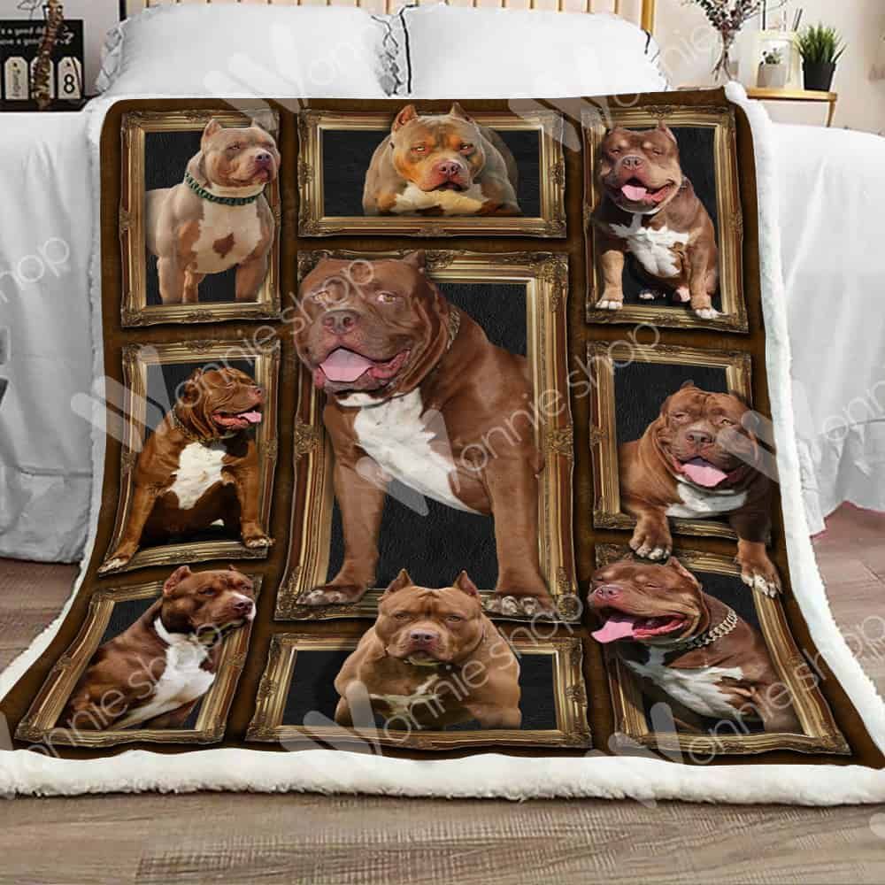 Pitbull Dog Fleece Blanket