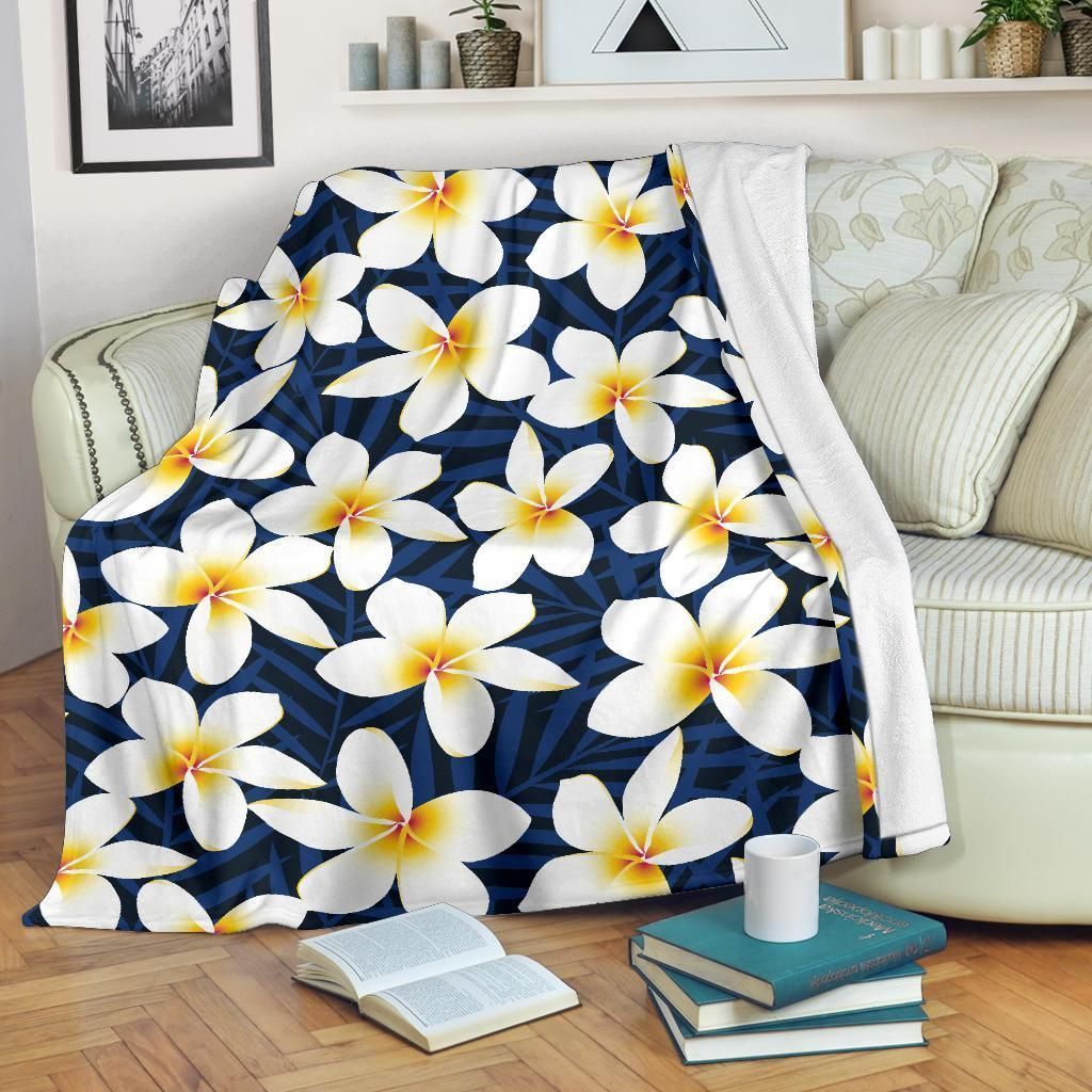 Plumeria Pattern Print Design Dark Blue Fleece Blanket