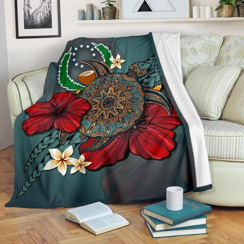 Pohnpei Blue Turtle Tribal Sherpa Fleece Blanket