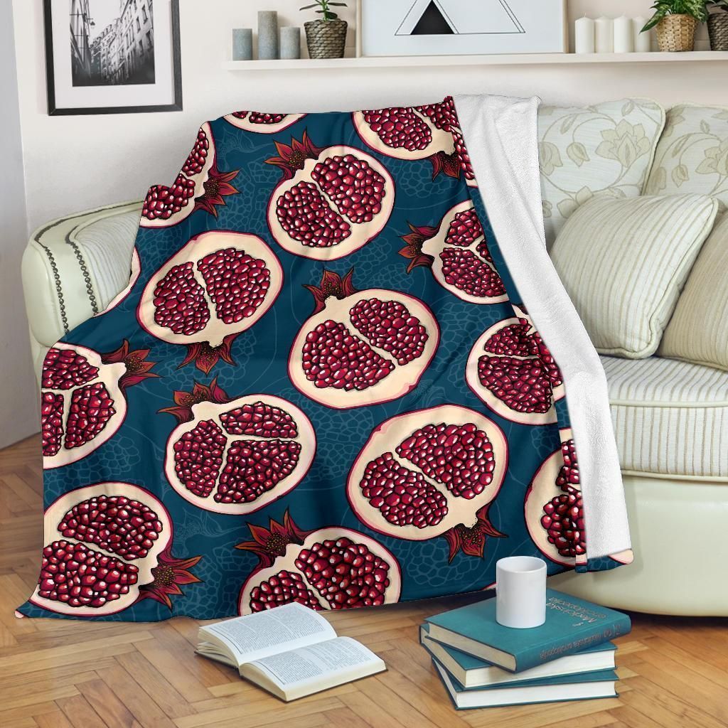 Pomegranate Cut Pattern Print Design Fleece Blanket
