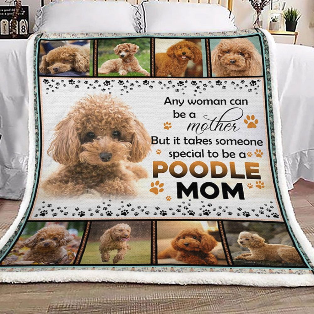 Poodle Mom Sherpa Fleece Blanket