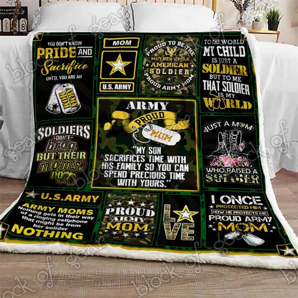 Proud Army Mom Sherpa Fleece Blanket