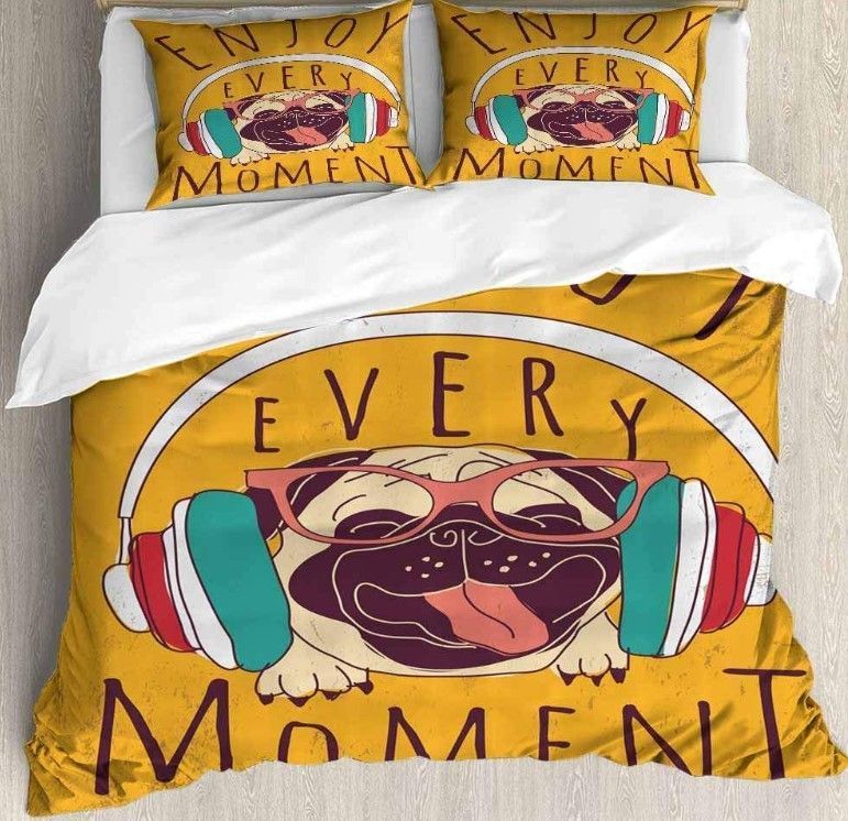 Pug Headphone Bedding Set