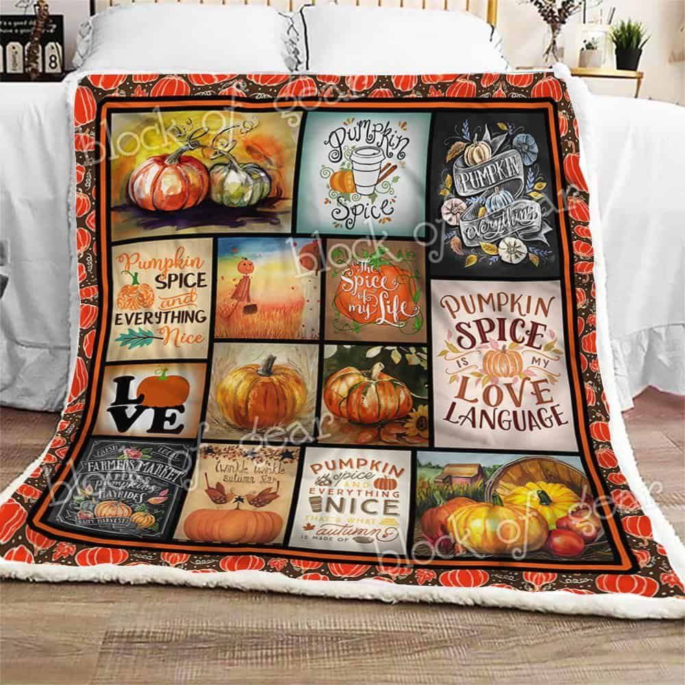 Pumkin Spice Fleece Blanket