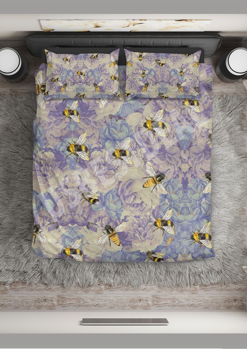 Purple Flowers And Bee Printed Bedding Set