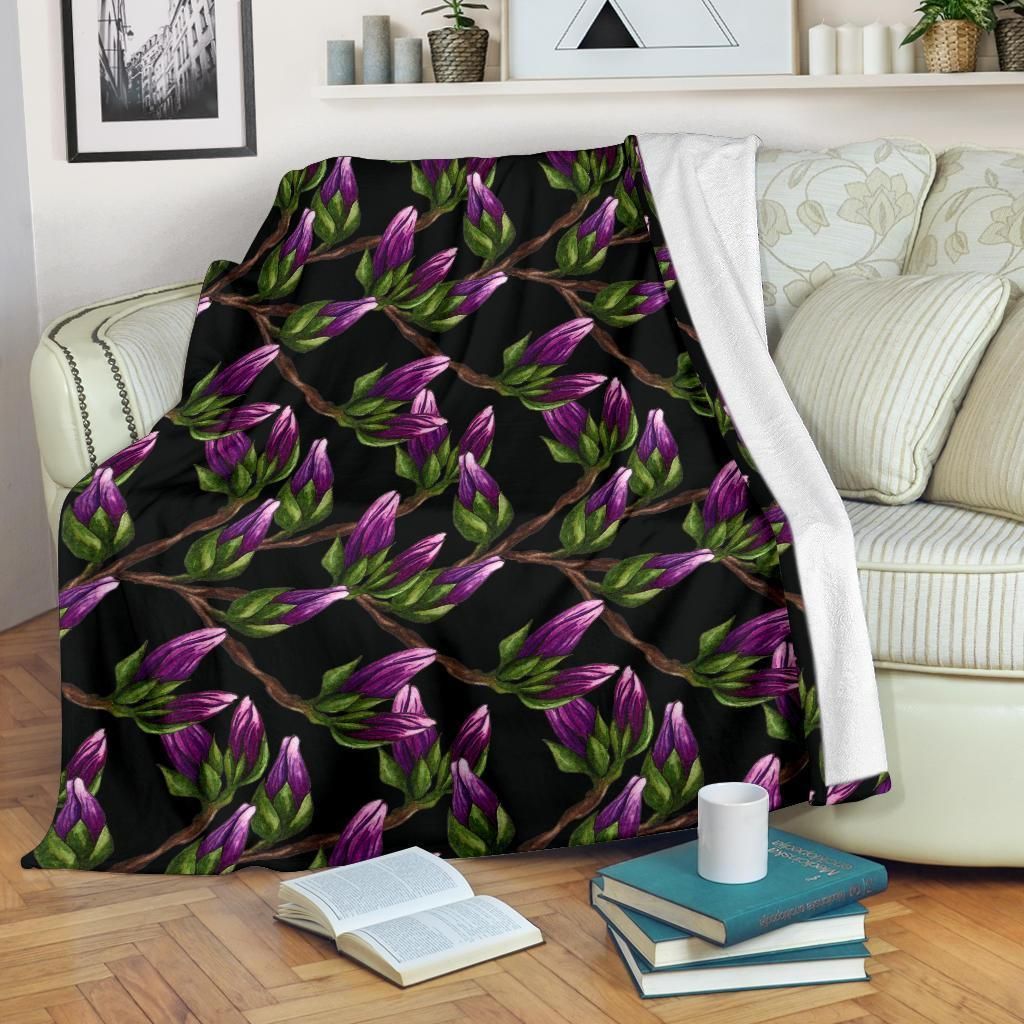 Purple Magnolia Pattern In Black Printed Fleece Blanket