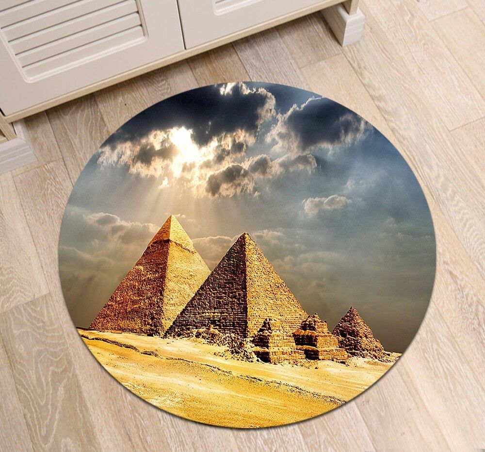 Pyramid Round Carpet