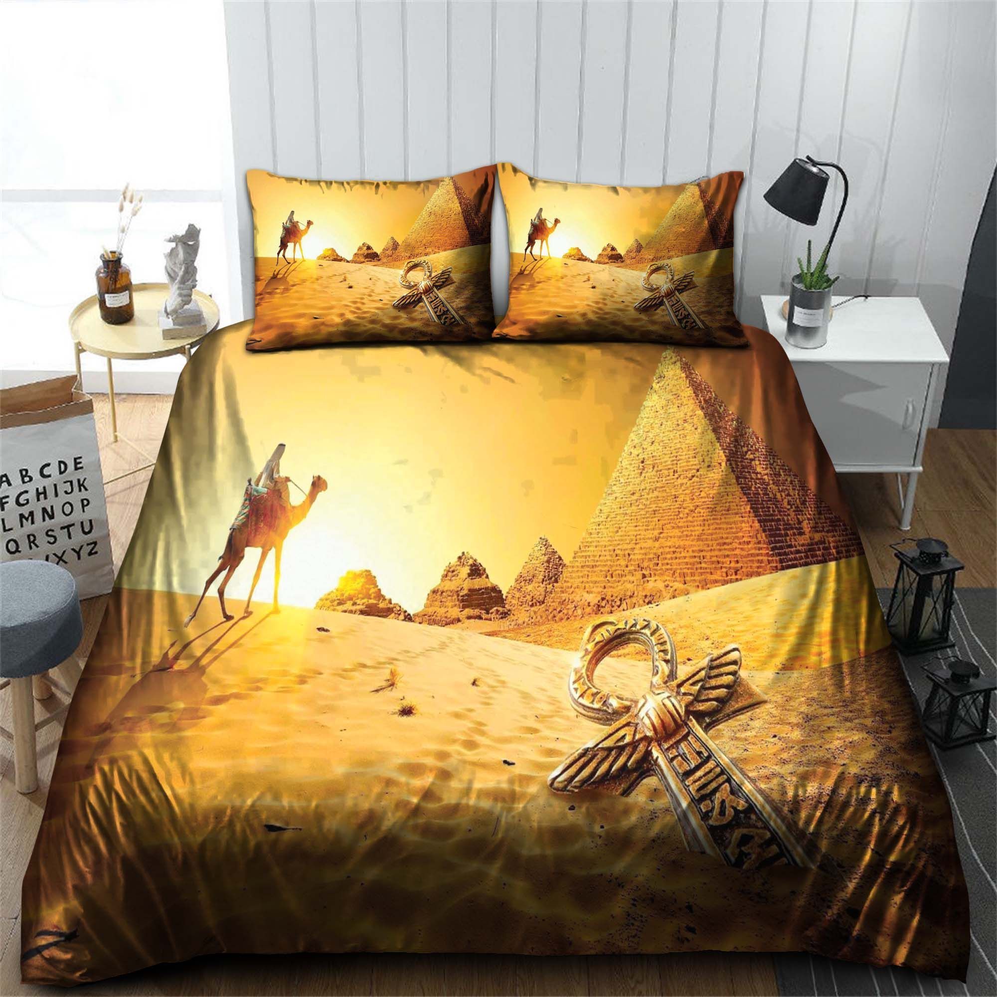 Pyramids On Sunny Day Bedding Set