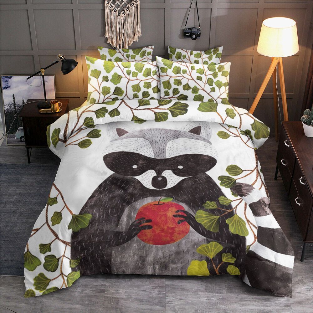 Raccoon And Apple Bedding Set