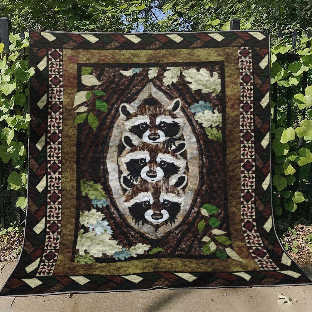 Raccoon HM260628 Quilt Blanket