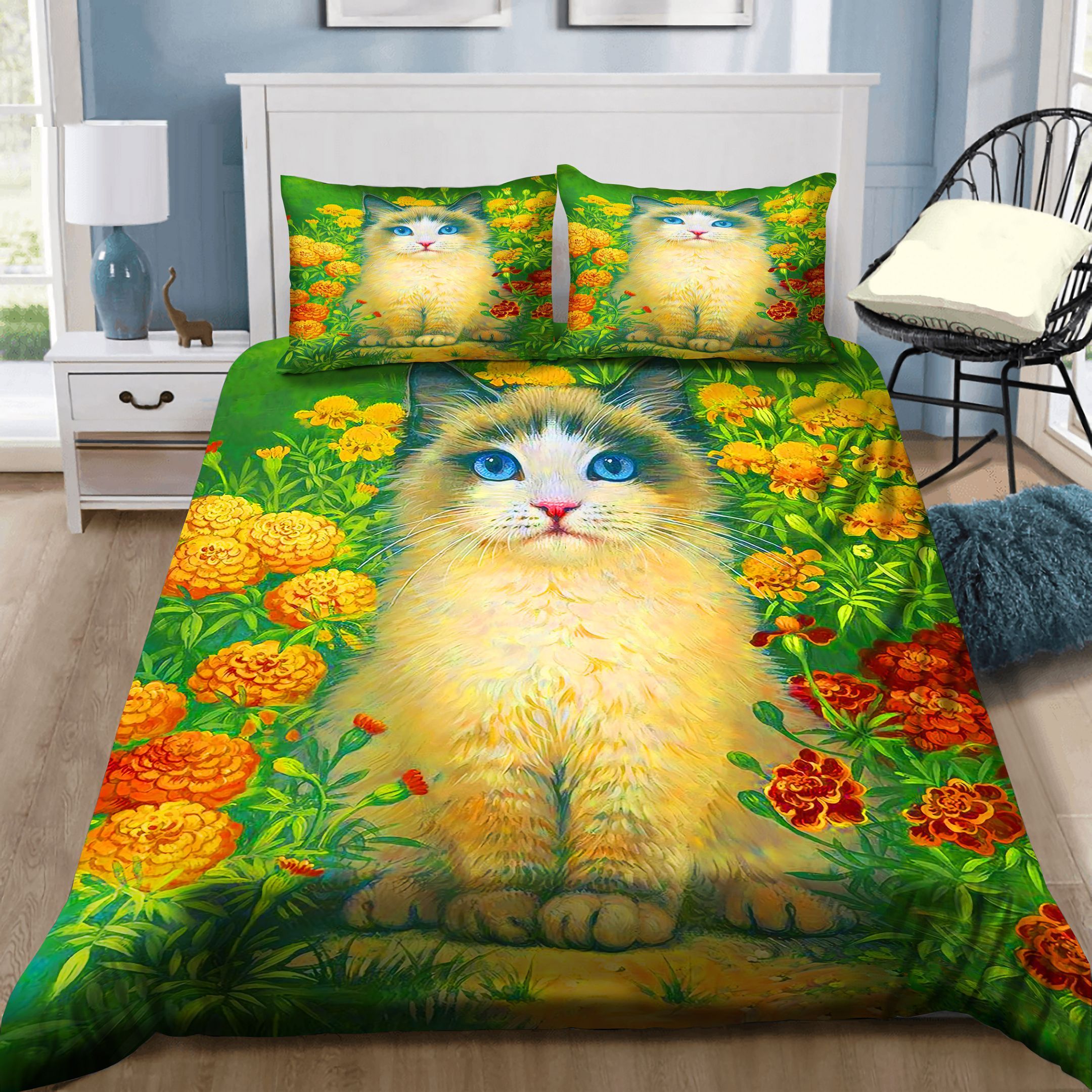Ragdoll With Marigolds Bedding Set